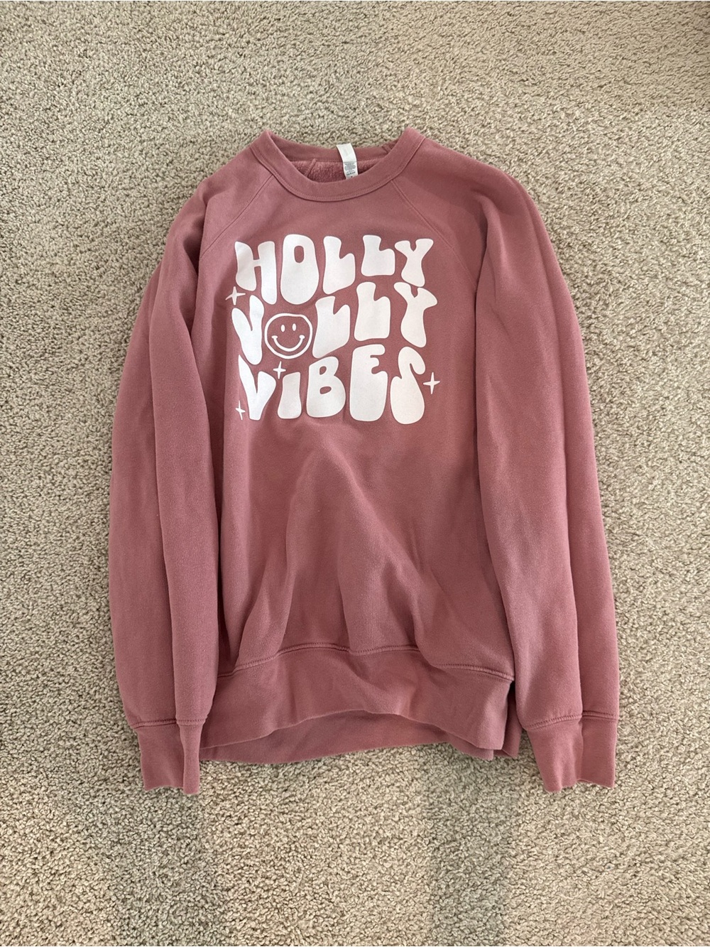 Dusty Rose 'Holly Jolly Vibes' Graphic Sweatshirt